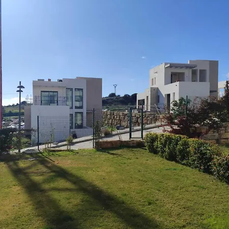 Selecta Golf Retreat Apartment *